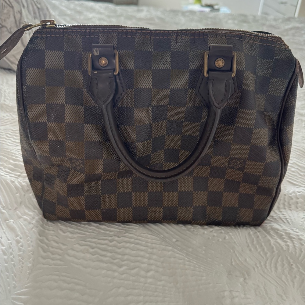 Louis Vuitton Original  Handbag great conditions